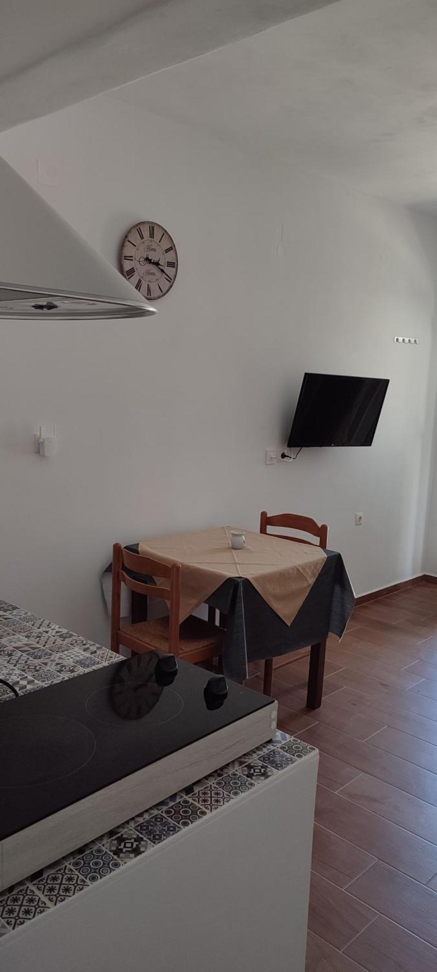 White Lotus Seaside Apartment Kini Exterior foto
